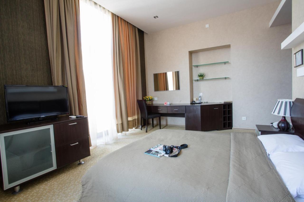 Austin Hotel Baku Exterior photo